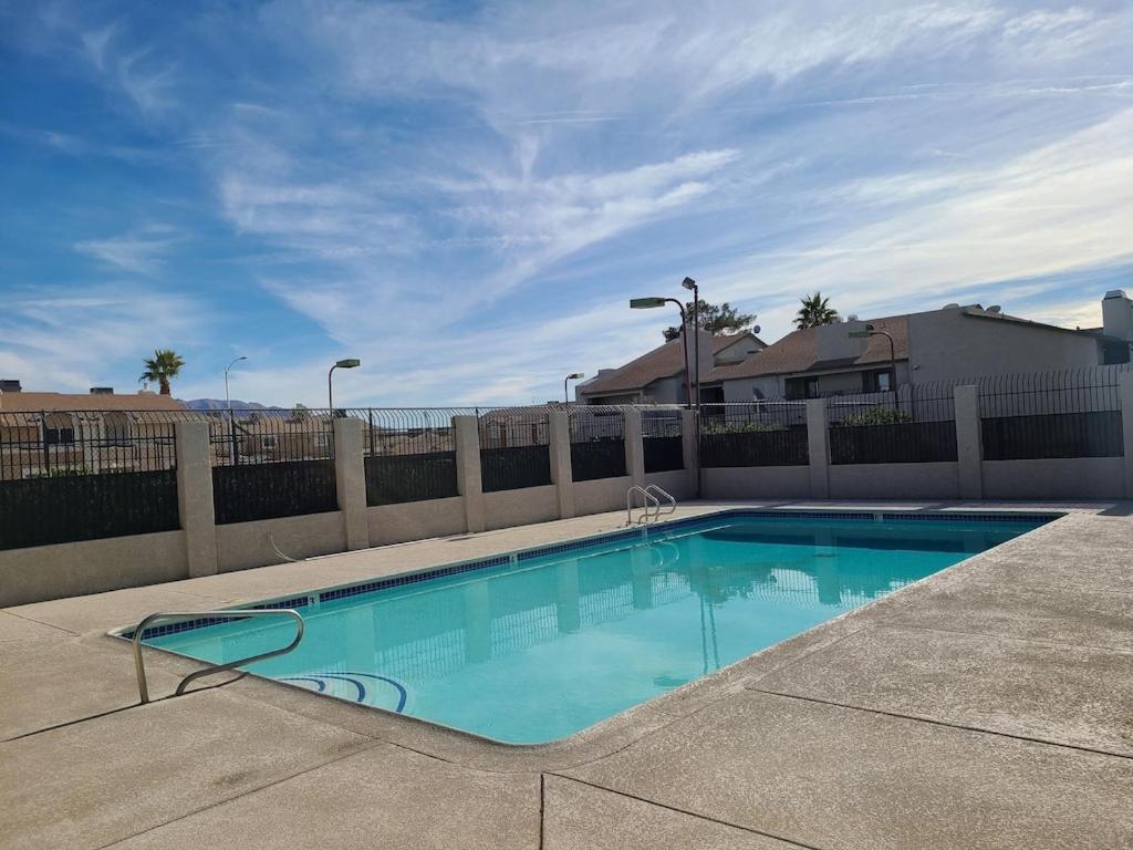 2Bed 1 Bath Condo Near Nellis Afb & The Strip Las Vegas Dış mekan fotoğraf